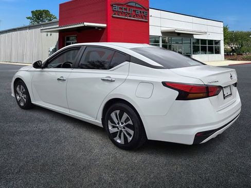 Used 2020 Nissan Altima 2.5 S image 3