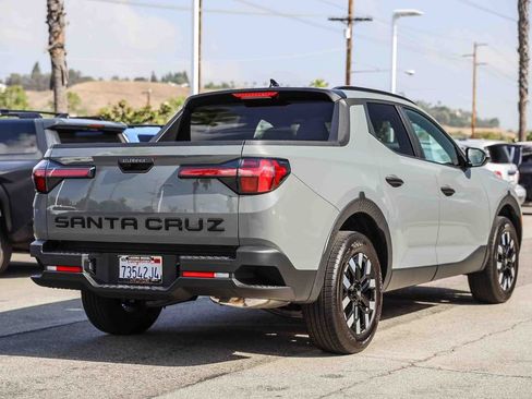 Certified 2026 Hyundai Santa Cruz SEL FWD image 6