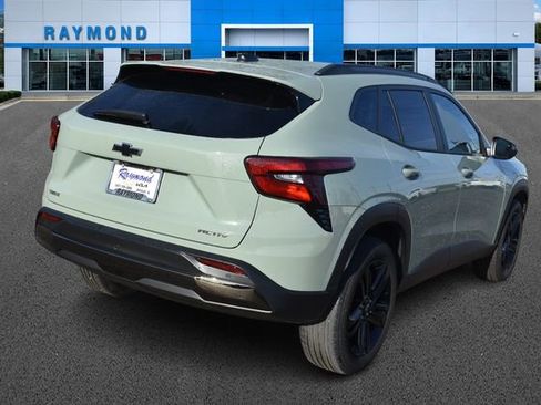 Certified 2025 Chevrolet Trax ACTIV w/ Driver Confidence Package image 3