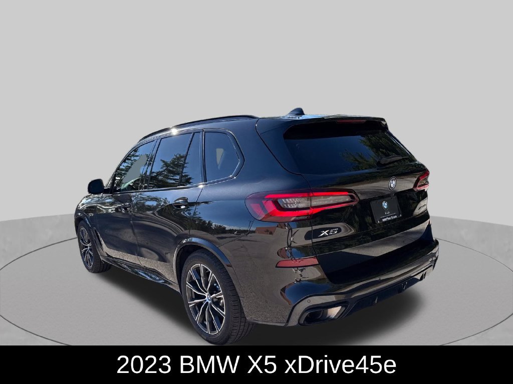 Used 2023 BMW X5 xDrive45e w/ Executive Package AWD/4WD image 3