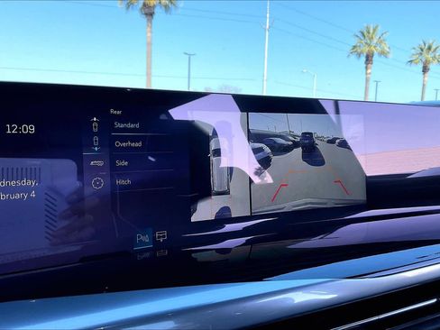 Used 2025 Cadillac Escalade Sport w/ Touring Package image 23