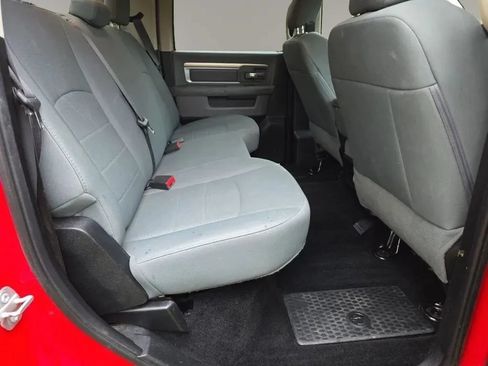 Used 2017 RAM 1500 Classic SLT AWD/4WD image 15