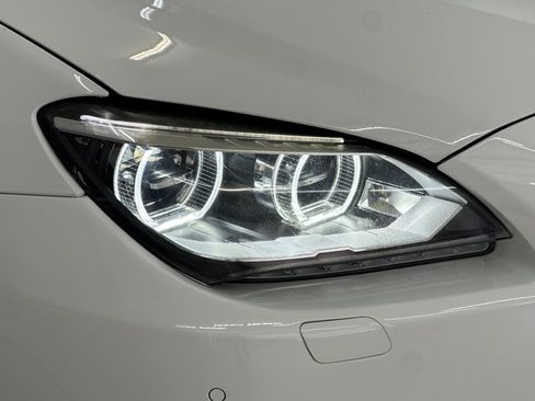 Used 2013 BMW M6 Convertible RWD image 12