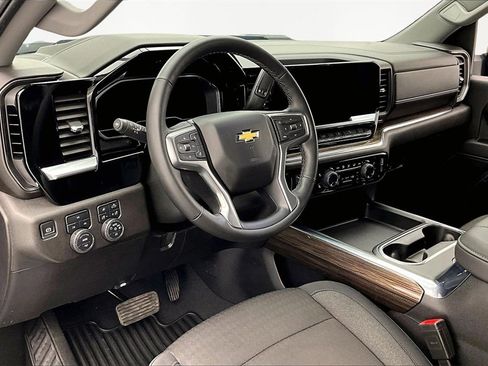 Used 2024 Chevrolet Silverado 2500 LT w/ All Star Edition image 9
