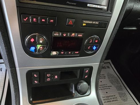 Used 2009 GMC Acadia SLT image 26