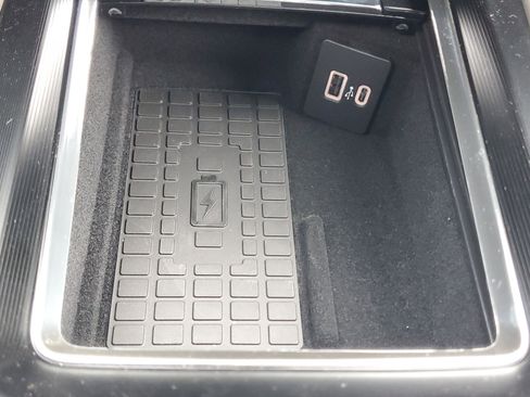 New 2026 Lincoln Corsair Premiere image 23