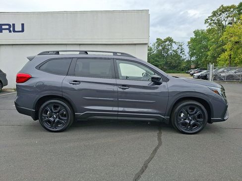 Certified 2025 Subaru Ascent Bronze Edition image 7