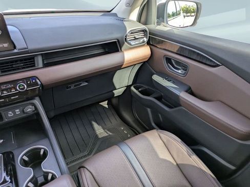 Used 2024 Honda Pilot Elite image 19