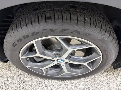 Used 2017 BMW X1 xDrive28i AWD/4WD image 10