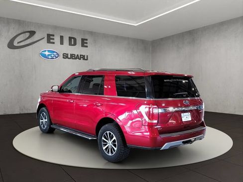 Used 2019 Ford Expedition XLT w/ Equipment Group 202A AWD/4WD image 11