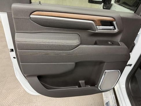 New 2026 Chevrolet Silverado 2500 High Country w/ High Country Premium Package AWD/4WD image 19