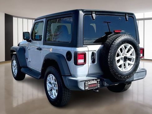 Used 2023 Jeep Wrangler Sport S image 4