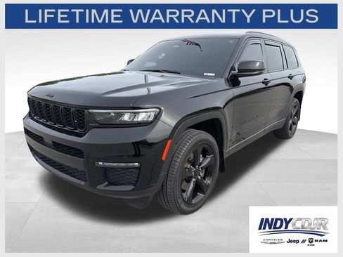 Used 2023 Jeep Grand Cherokee L Limited w/ Black Appearance Package AWD/4WD image 1