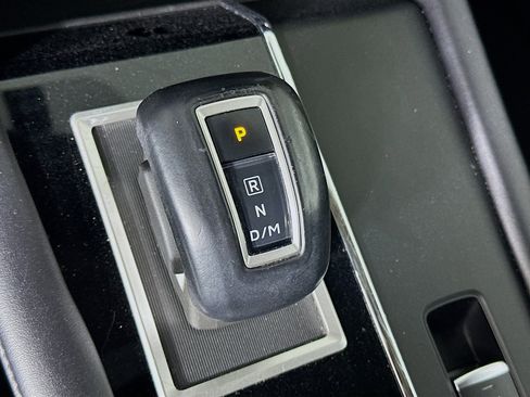 Used 2024 Mitsubishi Outlander SE image 23