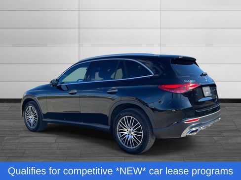 Certified 2025 Mercedes-Benz GLC 300 image 4