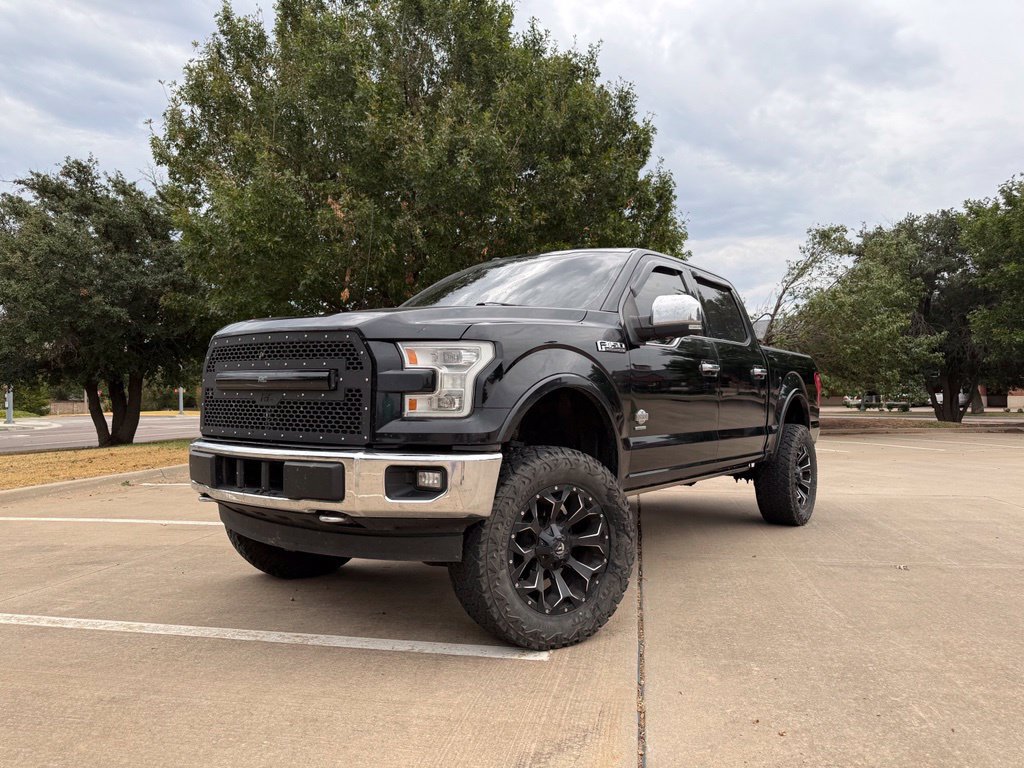 Used 2017 Ford F150 King Ranch w/ Equipment Group 601A Luxury AWD/4WD image 2