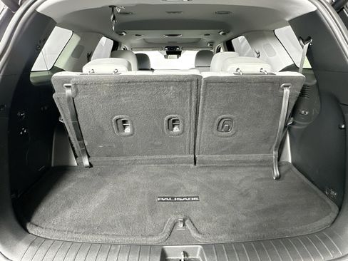 Used 2023 Hyundai Palisade SEL w/ Premium Package FWD image 28