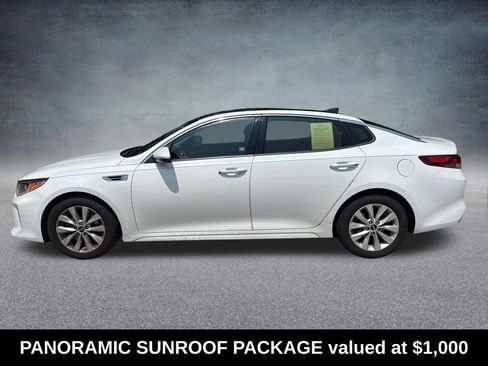 Used 2018 Kia Optima S w/ Panoramic Sunroof Package FWD image 2