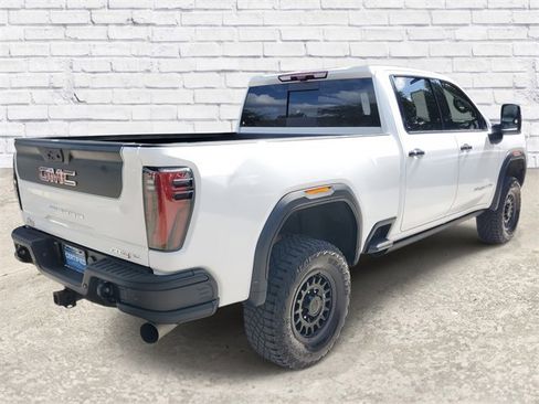 Certified 2024 GMC Sierra 2500 AT4X w/ AT4X AEV Edition image 4