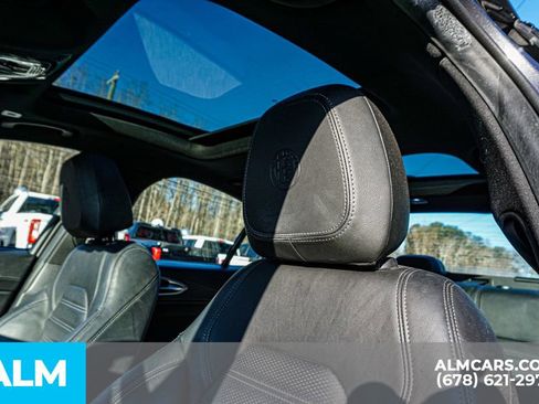 Used 2023 Alfa Romeo Giulia Veloce image 19