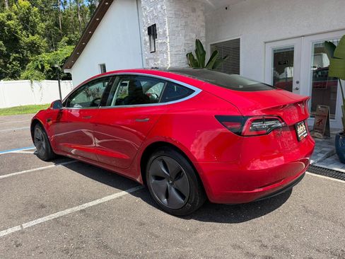 Used 2020 Tesla Model 3 Standard Range Plus RWD image 11