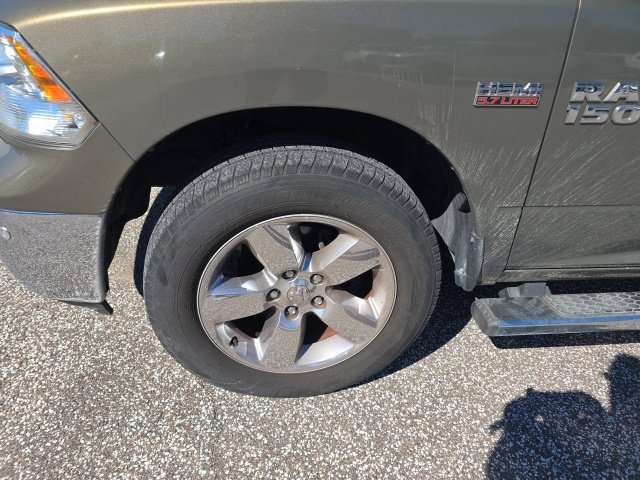 Used 2015 RAM 1500 Big Horn RWD image 7