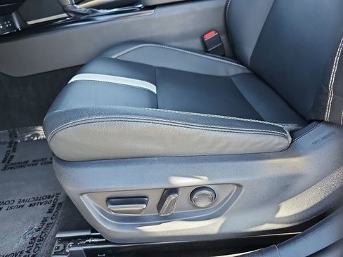 Certified 2025 Toyota Camry SE w/ Convenience Package FWD image 17