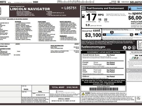 Used 2025 Lincoln Navigator Reserve AWD/4WD image 4
