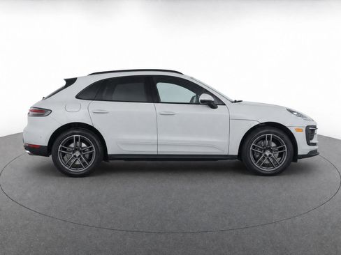 Used 2020 Porsche Macan S w/ Premium Package Plus AWD/4WD image 8