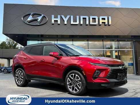 Used 2025 Chevrolet Blazer RS w/ Enhanced Convenience Package AWD/4WD image 1