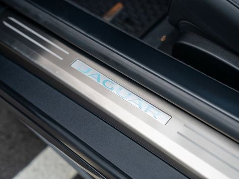 Used 2023 Jaguar F-TYPE R image 12