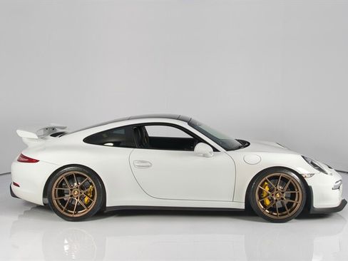 Used 2014 Porsche 911 Carrera 4S image 11