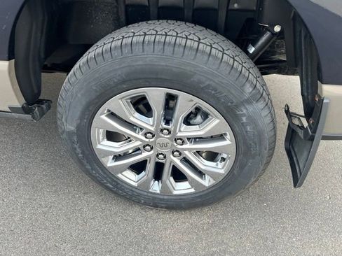 Used 2025 Ford F150 King Ranch AWD/4WD image 12