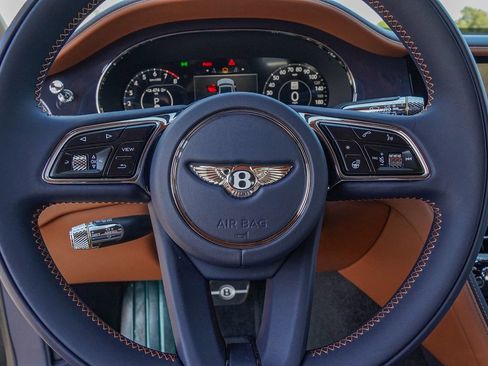 New 2026 Bentley Flying Spur Plug-In Hybrid image 23