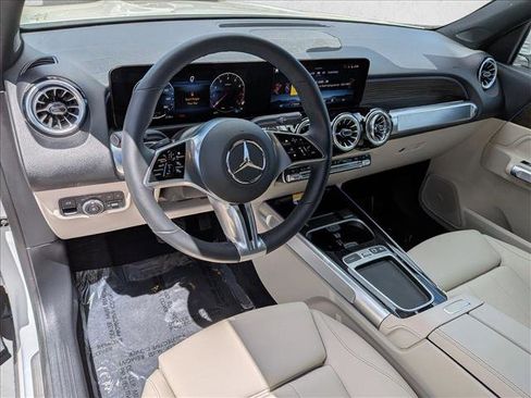Certified 2026 Mercedes-Benz GLB 250 image 10