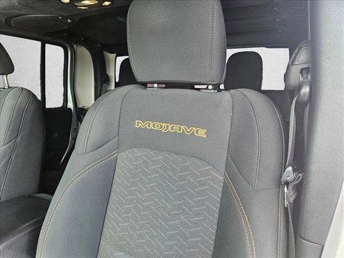 Used 2022 Jeep Gladiator Mojave AWD/4WD image 12
