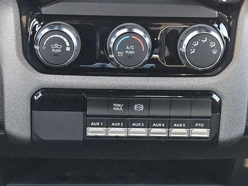 New 2026 RAM 5500 Tradesman w/ Cold Weather Group AWD/4WD image 10