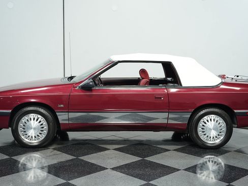Used 1991 Chrysler LeBaron Convertible image 2