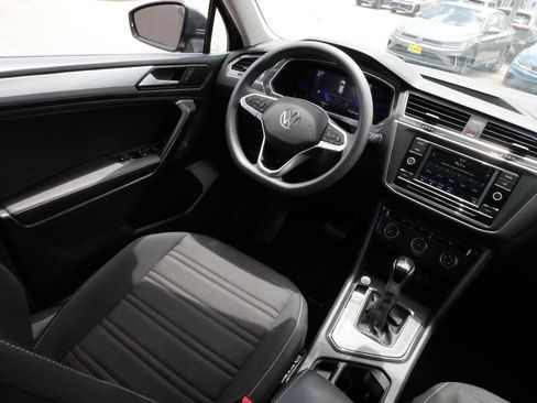 Used 2023 Volkswagen Tiguan S FWD image 9