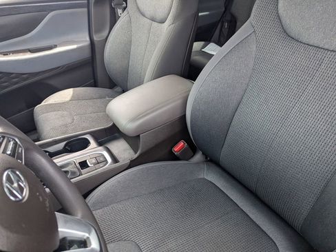 Used 2019 Hyundai Santa Fe SE FWD image 16