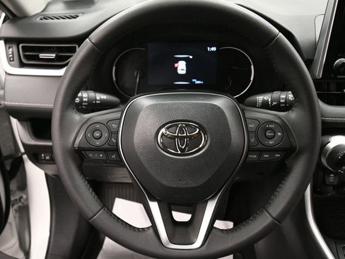 Used 2025 Toyota RAV4 XLE Premium AWD/4WD image 12