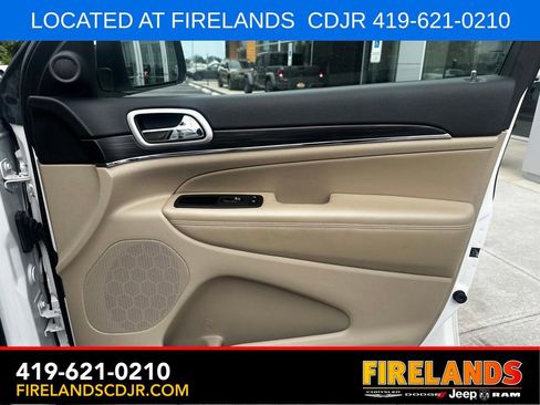 Used 2021 Jeep Grand Cherokee Limited AWD/4WD image 15