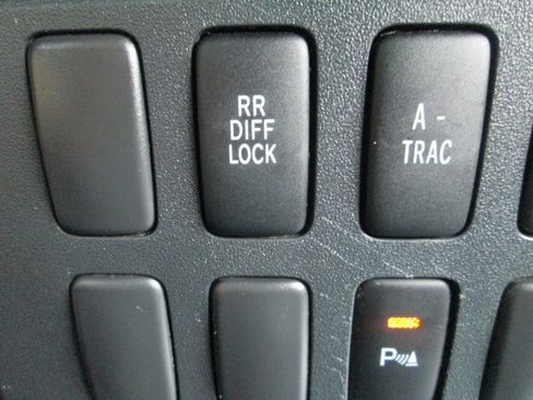 Used 2008 Toyota FJ Cruiser 4WD w/ Convenience Pkg image 14