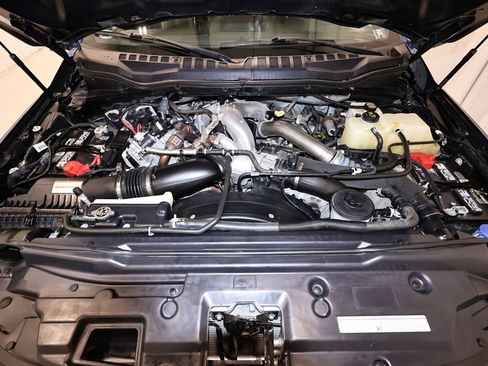 Certified 2022 Ford F350 Platinum AWD/4WD image 50