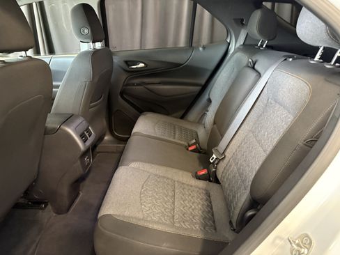 Used 2024 Chevrolet Equinox LT FWD image 10