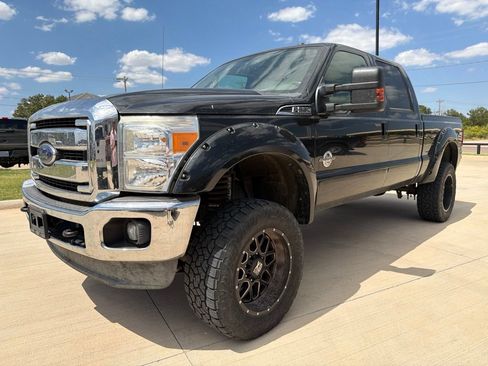 Used 2014 Ford F250 Lariat w/ Lariat Ultimate Package AWD/4WD image 7
