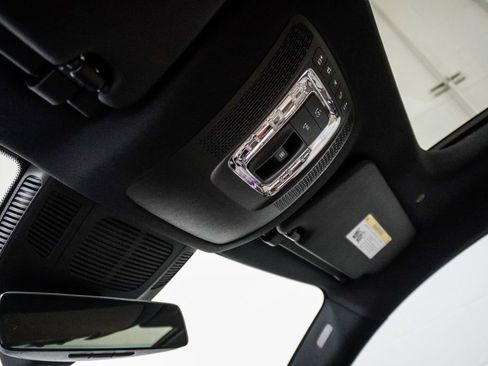 Used 2025 Mercedes-Benz GLE 450 GLE 450 w/ Night Package image 29