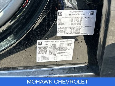 Used 2025 Chevrolet Silverado 2500 LTZ w/ LTZ Convenience Package AWD/4WD image 36