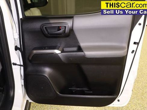 Used 2021 Toyota Tacoma SR5 RWD image 27