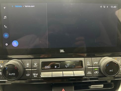 Used 2025 Toyota Grand Highlander AWD image 35